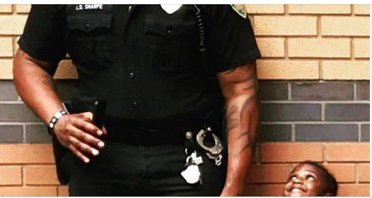 People show mixed feelings over this sign