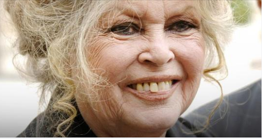 This Retired Icon Was One of the Sexiest Women of the 20th Century, Secretly Married, & Disappeared for Years