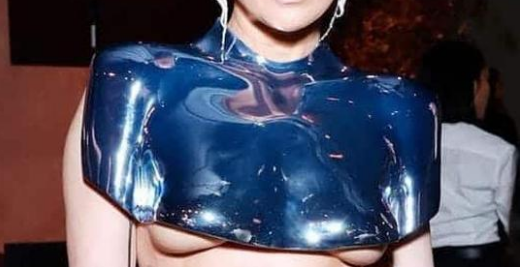 Such a face at 54?Jennifer Lopez showed herself without makeup, causing serious controversy among fans