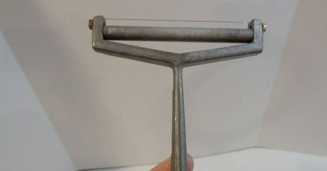 The entire internet searched for this and was unable to identify it. I have no idea what this is, and neither do 90% of others.