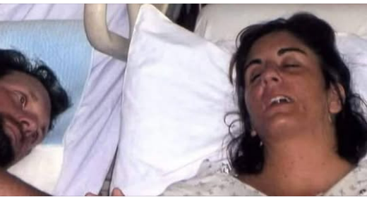 Man Says Goodbye To His Wife As They Took Her Off Life Support