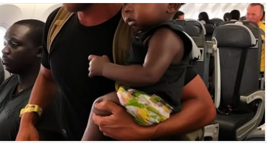 Man Offered to Help Me with My Baby on a Plane
