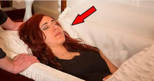 Scientists Scream When They Turned on in a Coffin