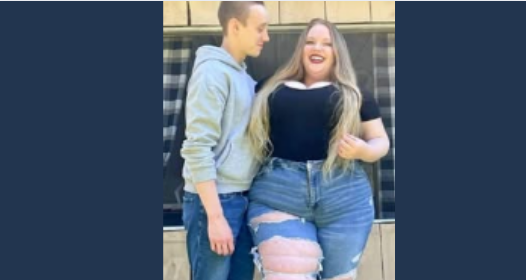 Man Mocked For Being With 252 LB Woman